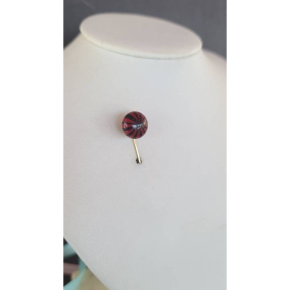 Red and Black Pin Wheel Stick Pin - Picture 5 of 10